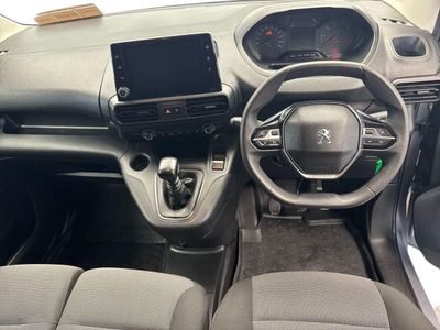 2023 Peugeot Partner