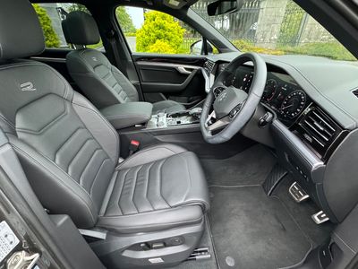2023 Volkswagen Touareg