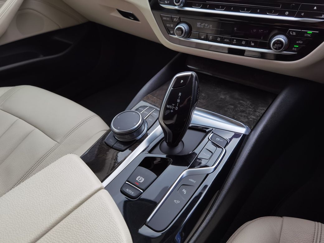 2018 BMW 5 Series