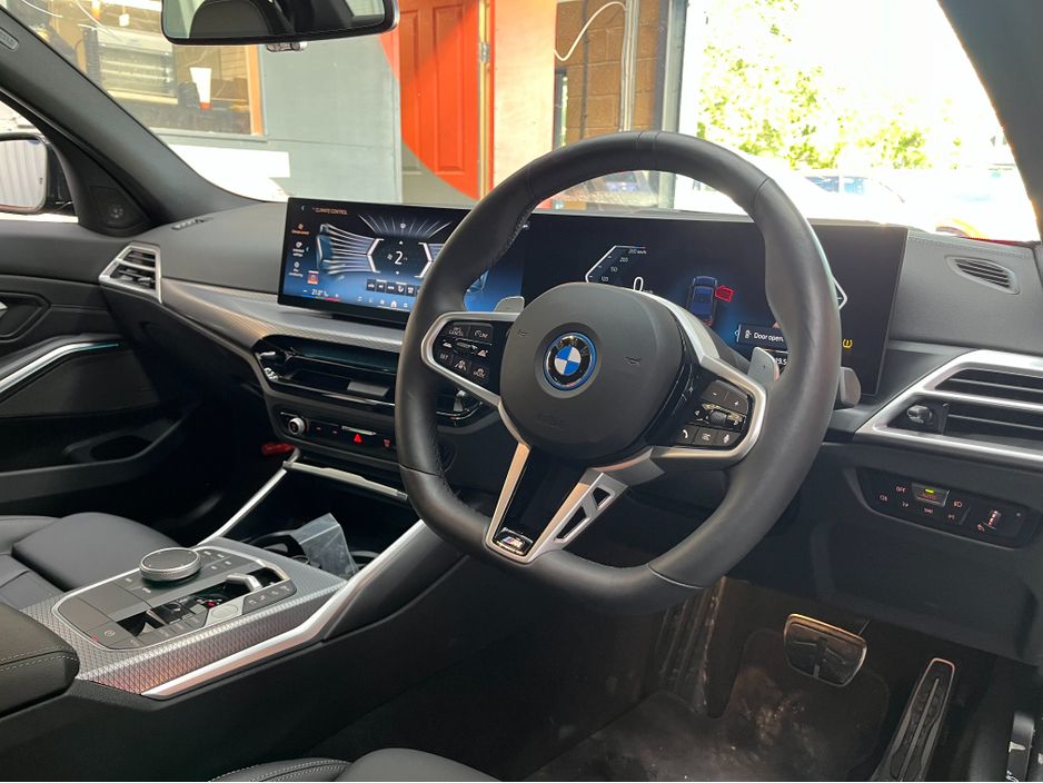 2025 BMW 3 Series