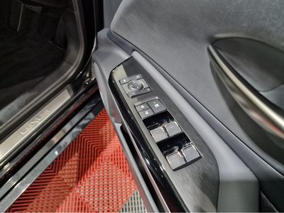 2022 Lexus ES 300h