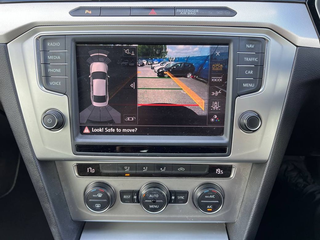 2016 Volkswagen Passat
