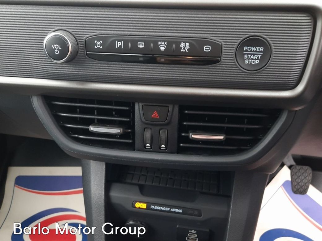 2025 Ford Courier