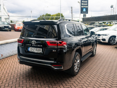 2023 Toyota Land Cruiser Amazon
