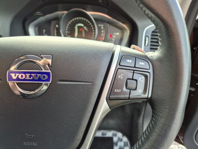 2017 Volvo V60 Cross Country