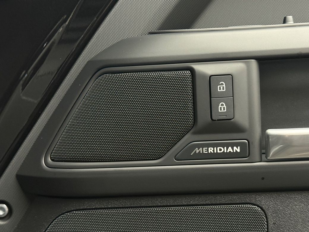 2026 Land Rover Defender