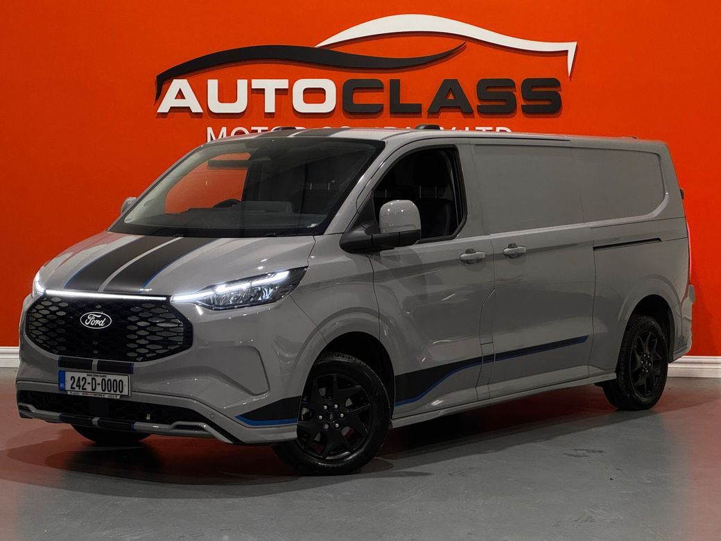 2024 Ford Transit Custom