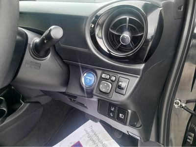 2017 Toyota Aqua