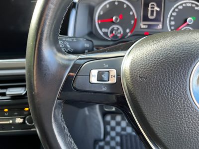 2018 Volkswagen Polo