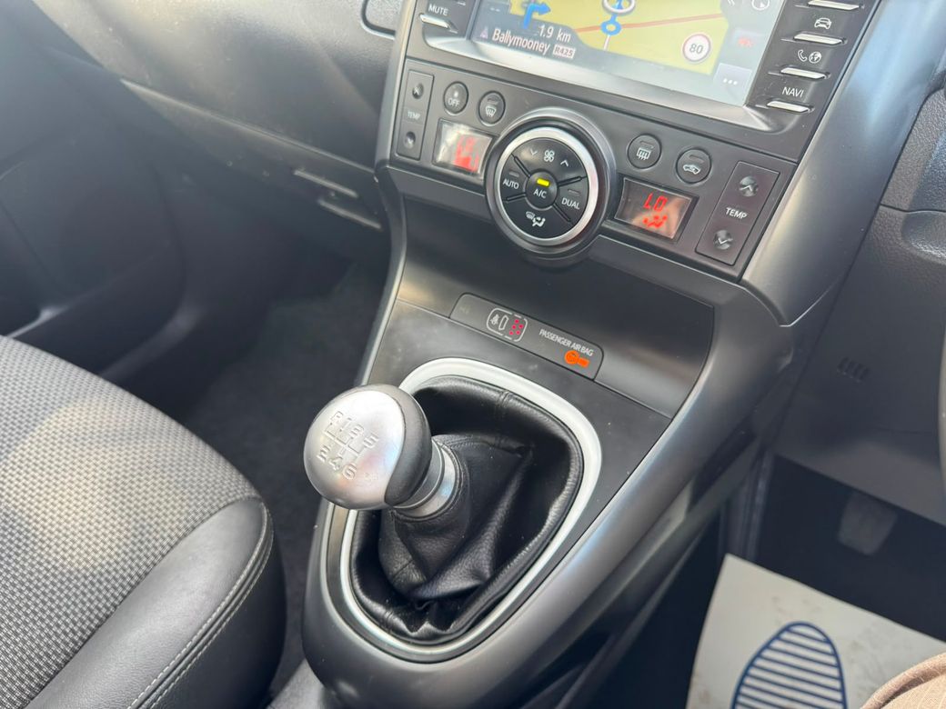 2017 Toyota Verso