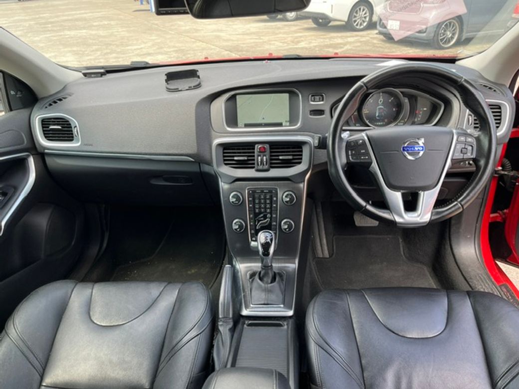 2015 Volvo V40