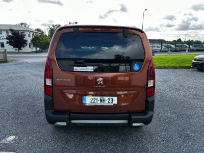 2022 Peugeot Rifter