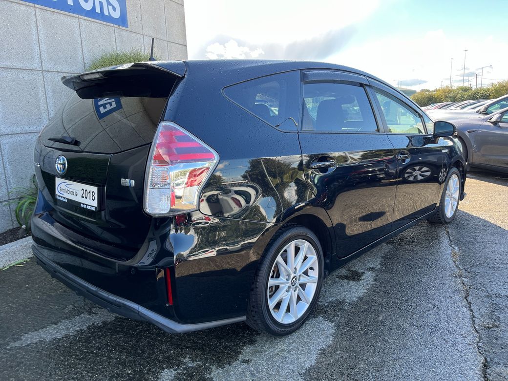 2018 Toyota Prius Alpha
