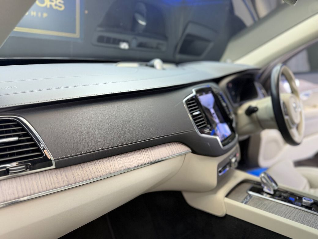 2023 Volvo XC90