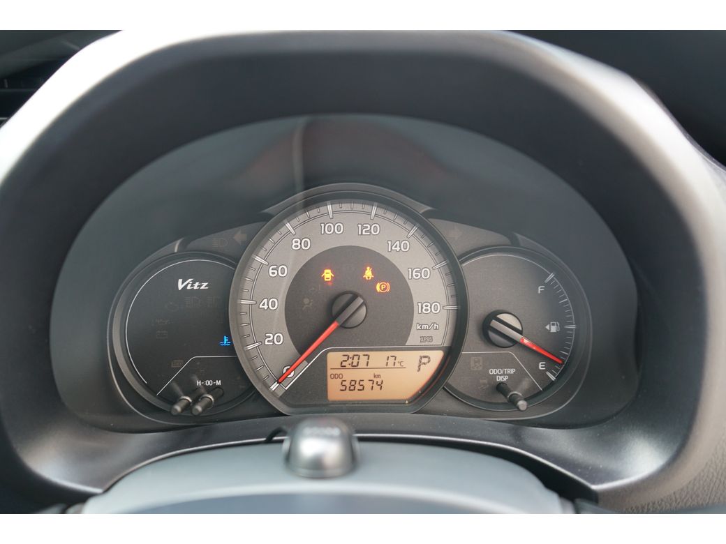 2016 Toyota Vitz