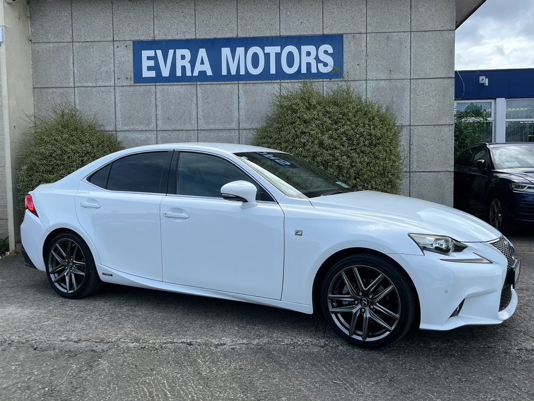 2013 Lexus IS 300h