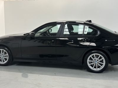 2021 BMW 330