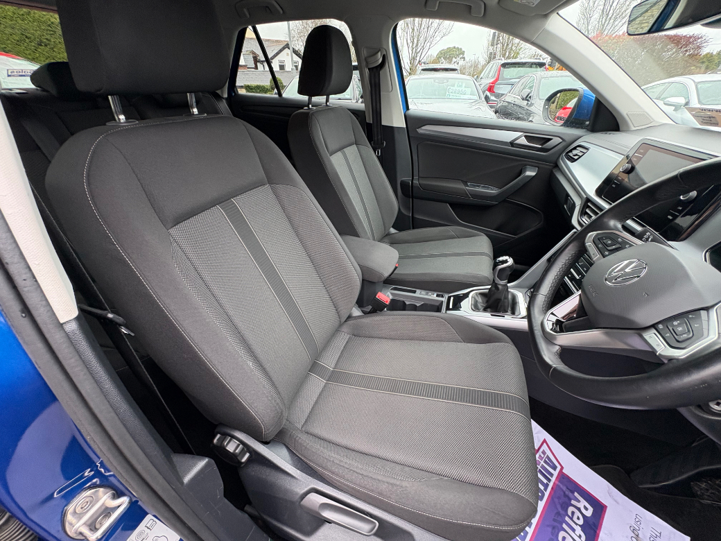 2023 Volkswagen T-Roc