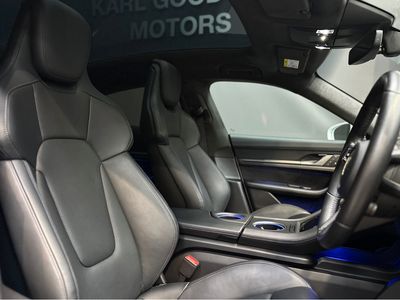 2024 Porsche Taycan