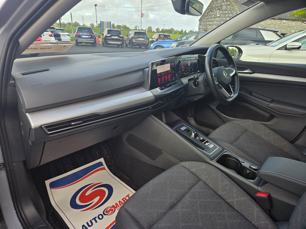 2023 Volkswagen Golf