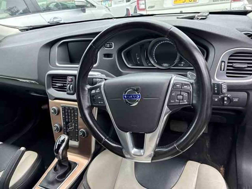 2015 Volvo V40 Cross Country
