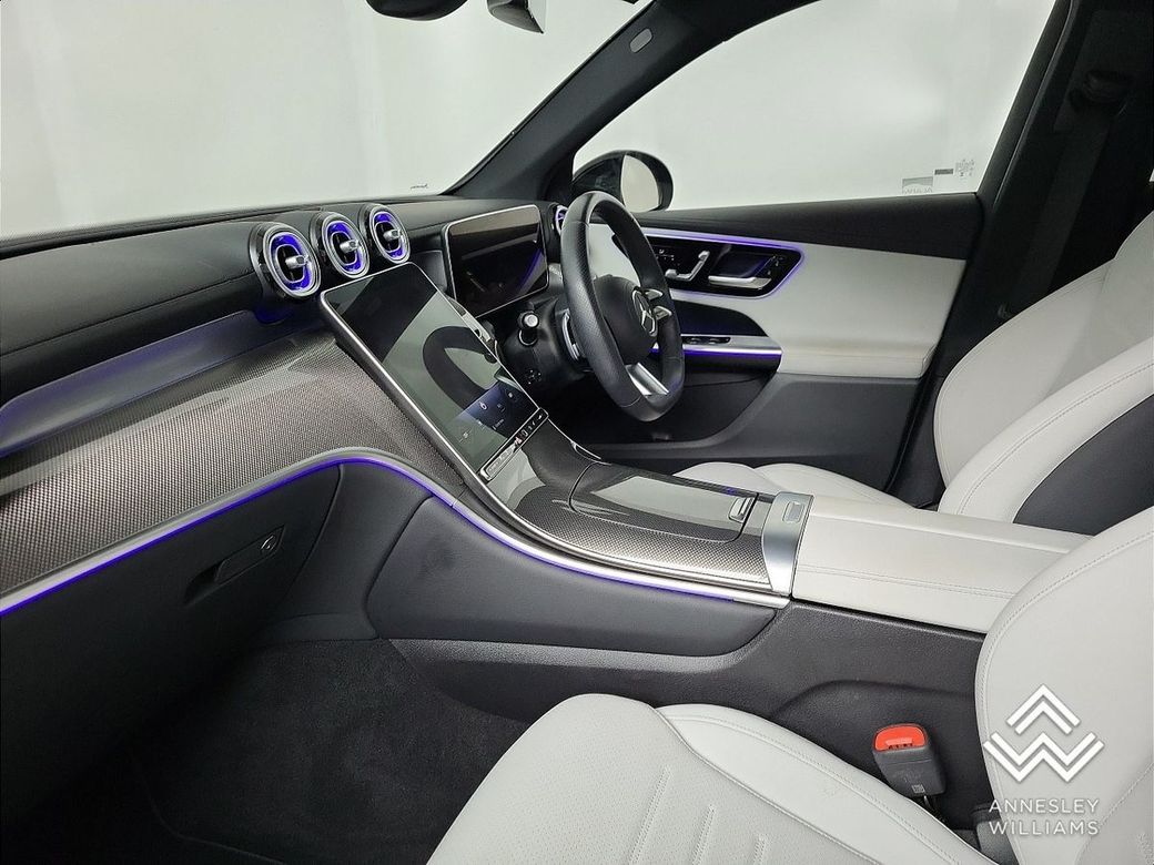 2024 Mercedes-Benz GLC Class