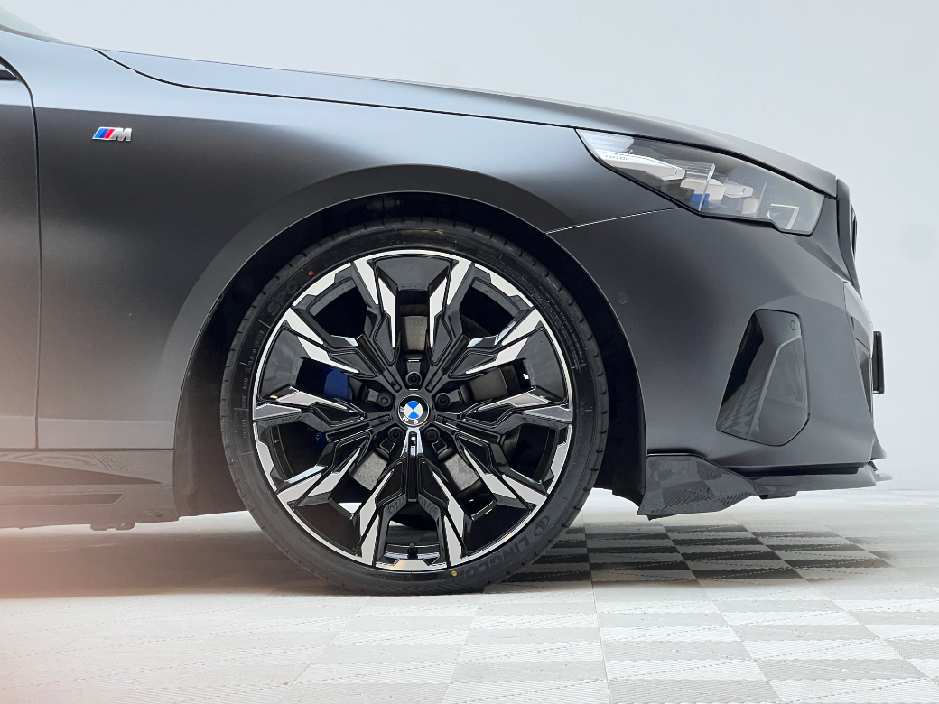 2024 BMW 5 Series
