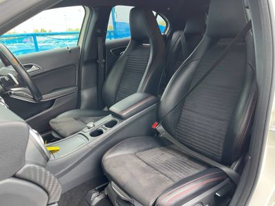 2016 Mercedes-Benz A 180