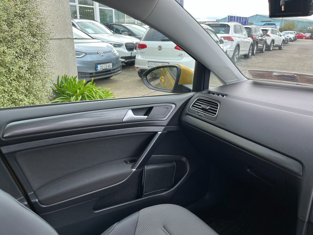 2019 Volkswagen Golf