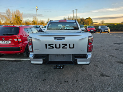 2025 Isuzu D-MAX