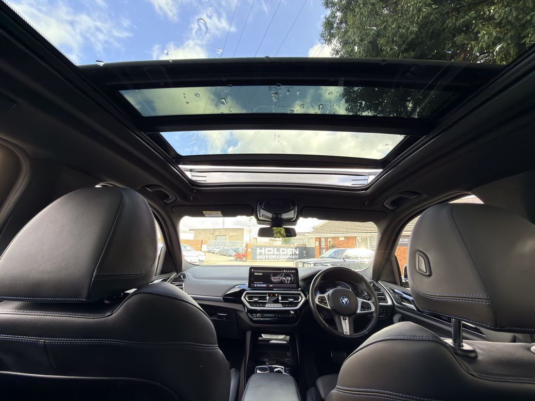 2025 BMW iX3
