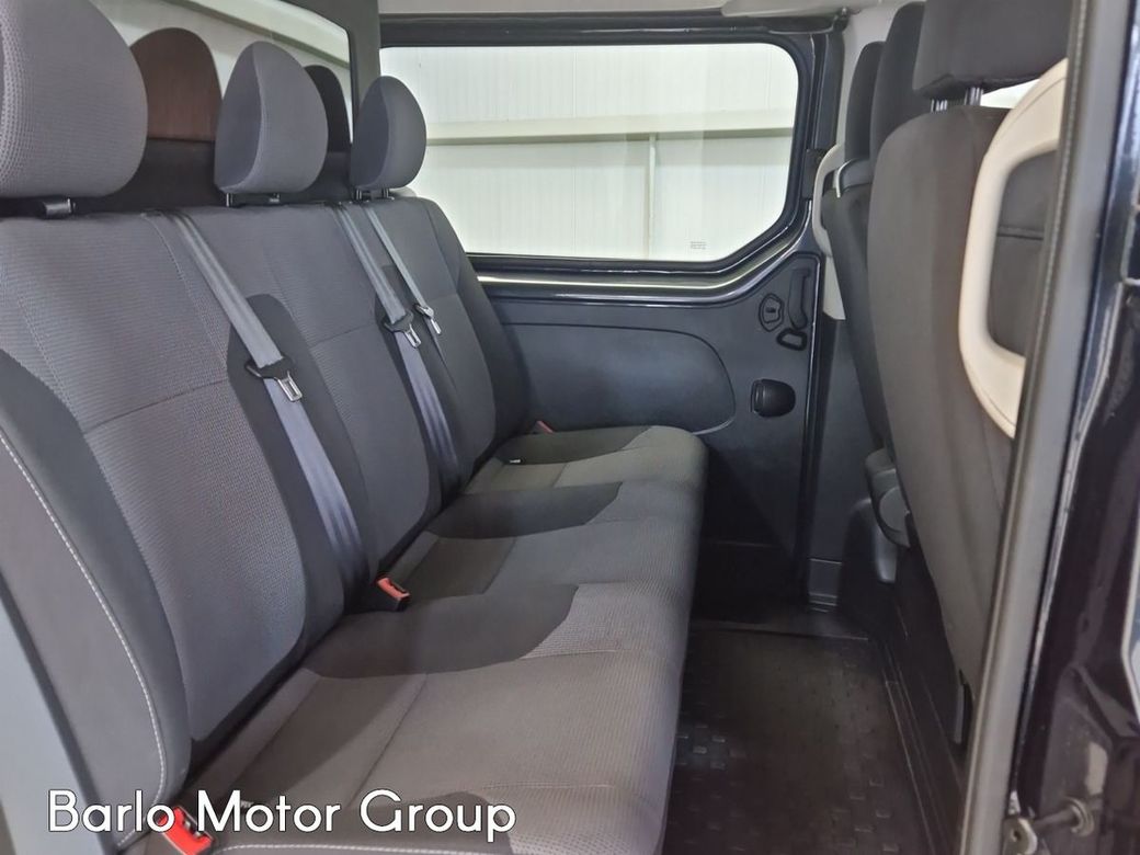 2023 Nissan Primastar