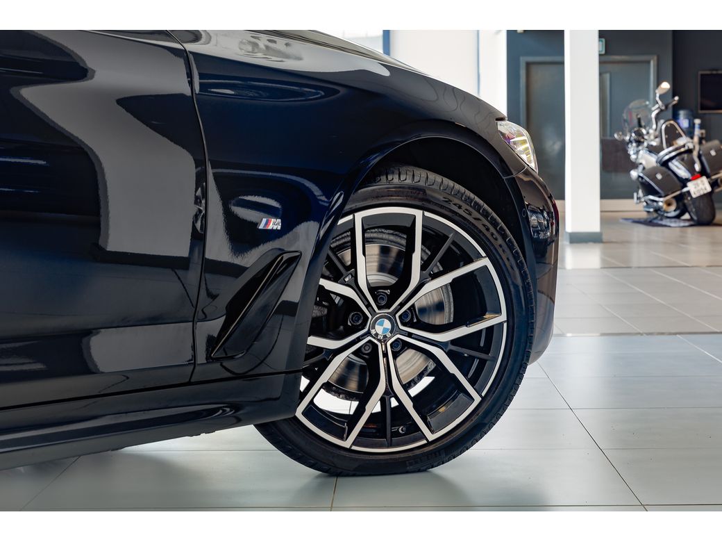 2022 BMW 5 Series