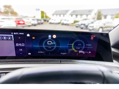 2025 Peugeot 5008