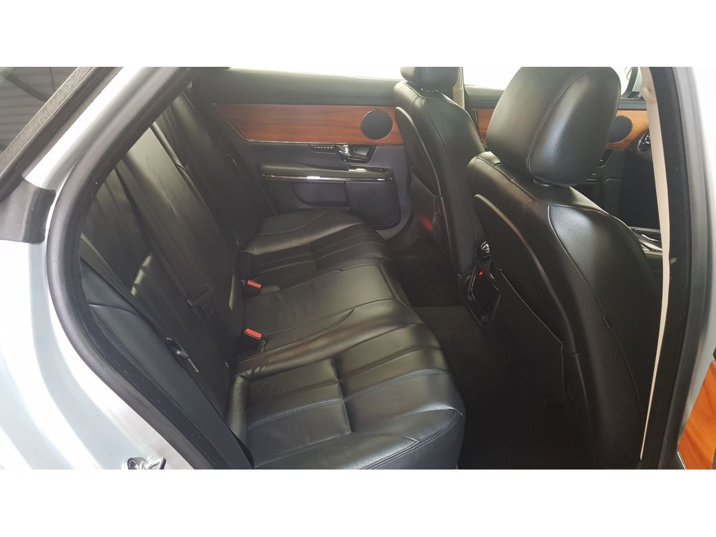2010 Jaguar XJ