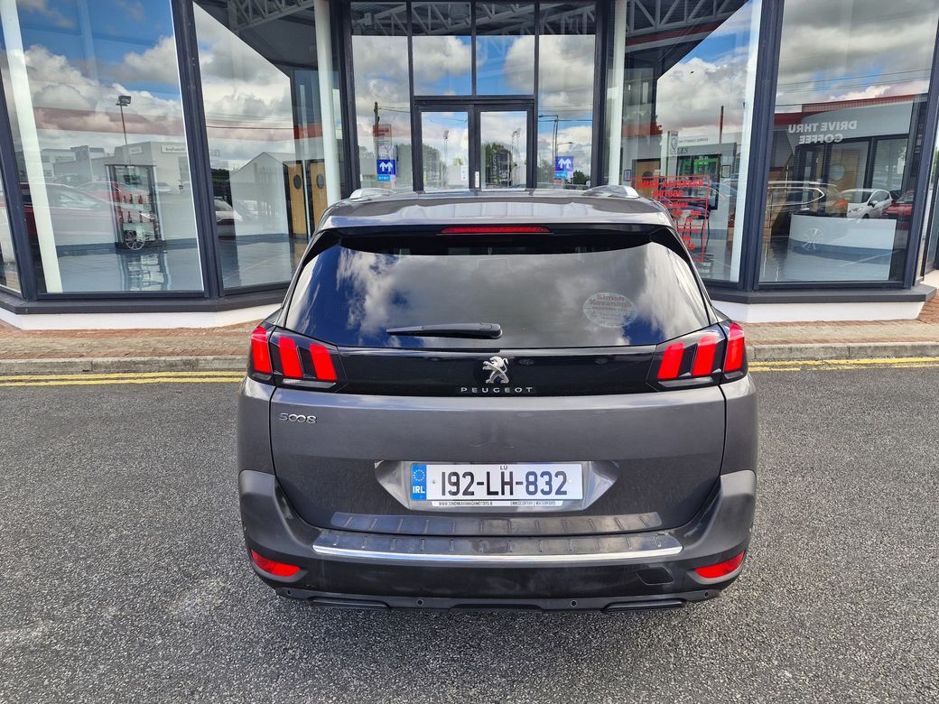 2019 Peugeot 5008