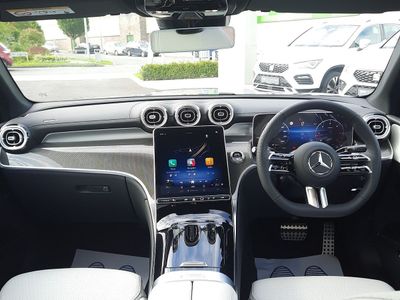 2025 Mercedes-Benz GLC Class