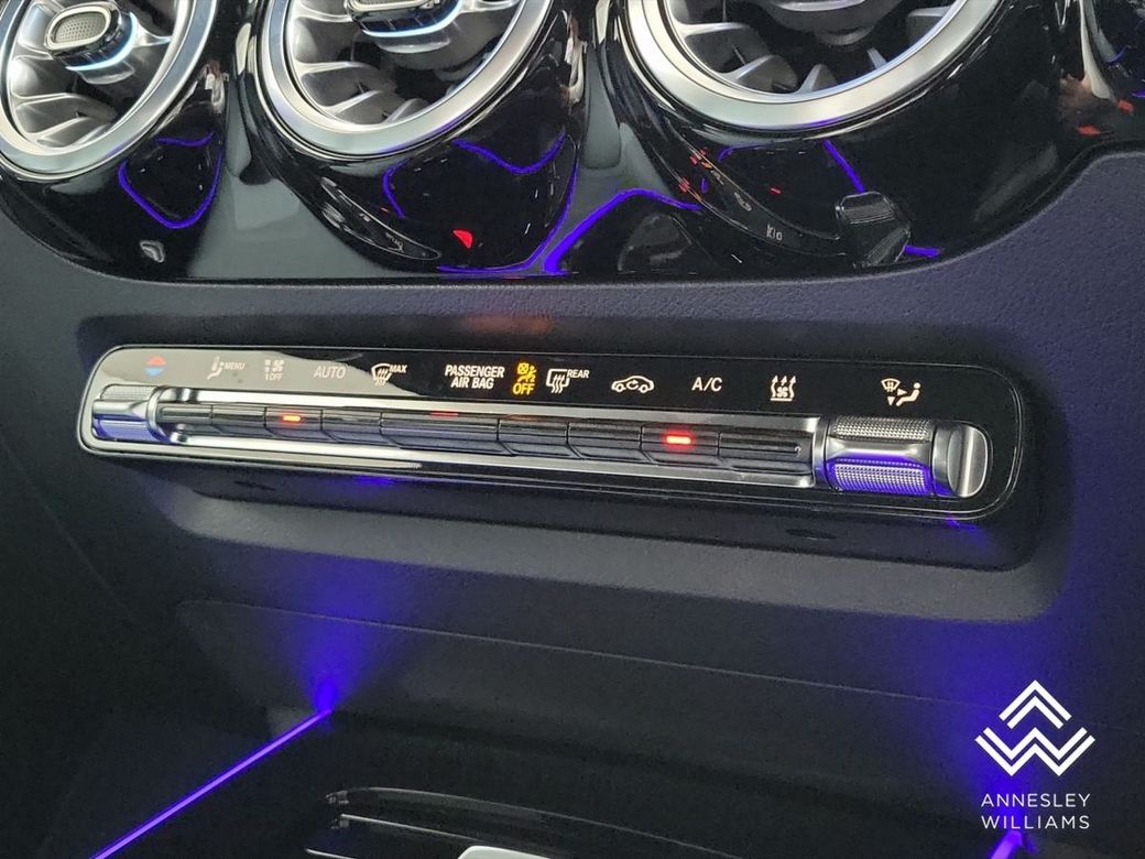 2025 Mercedes-Benz GLA Class