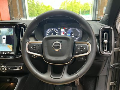 2021 Volvo XC40