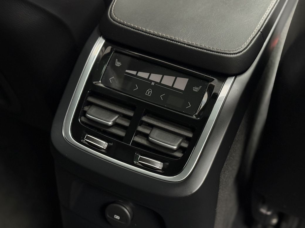 2023 Volvo XC90