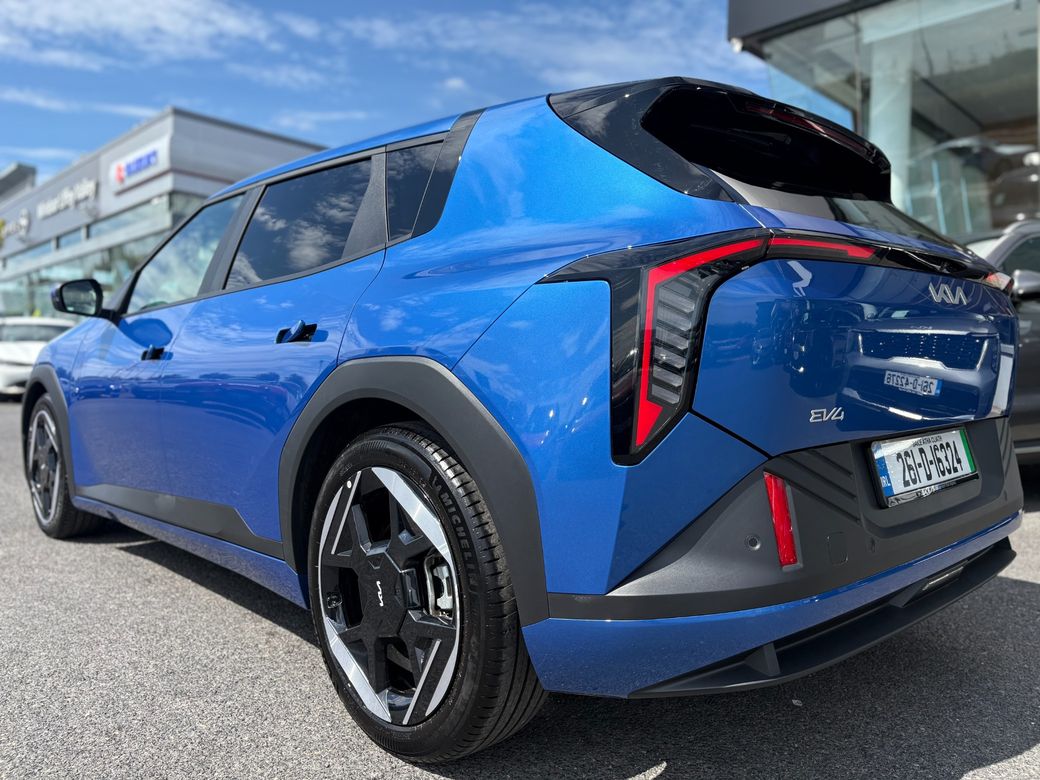 2026 Kia EV4
