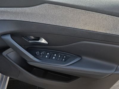 2023 Peugeot 308