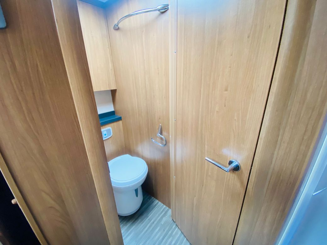 2015 AUTOTRAIL  FRONTIER MOHAWK LOW PROFILE !! C1 REQUIRED !! 