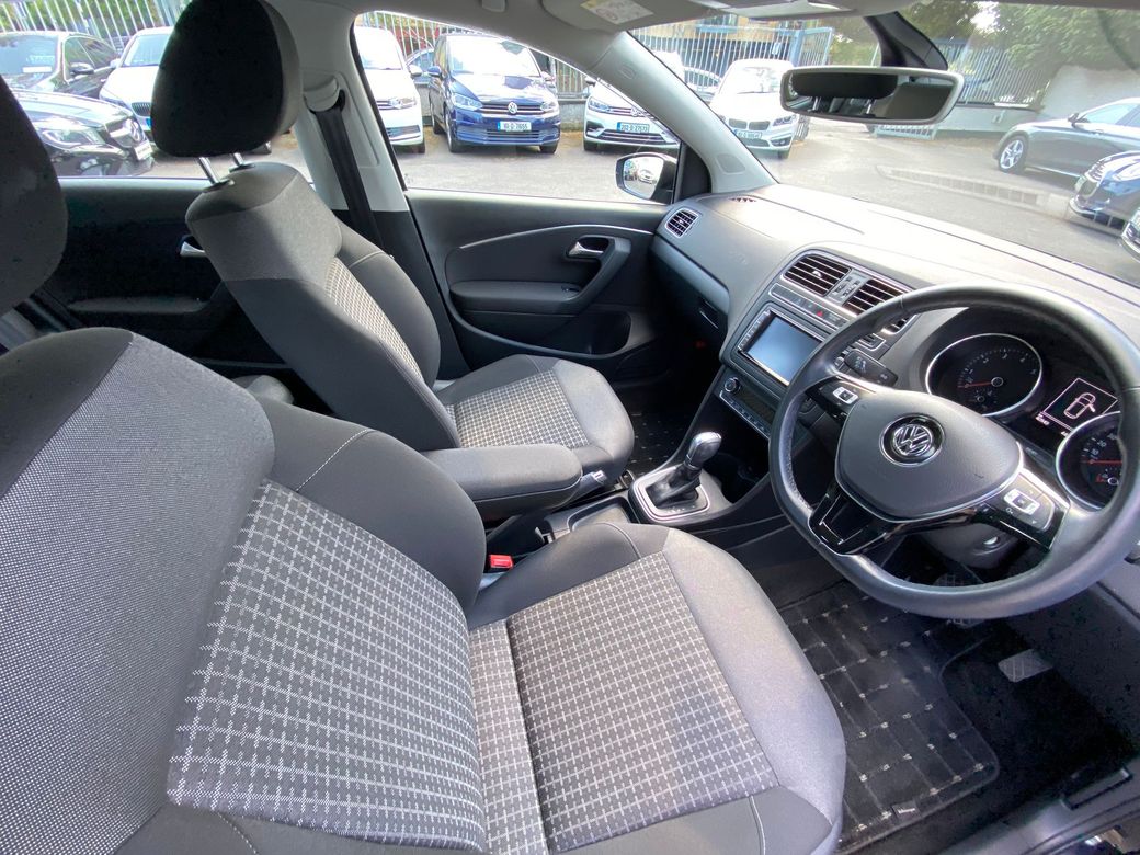 2016 Volkswagen Polo