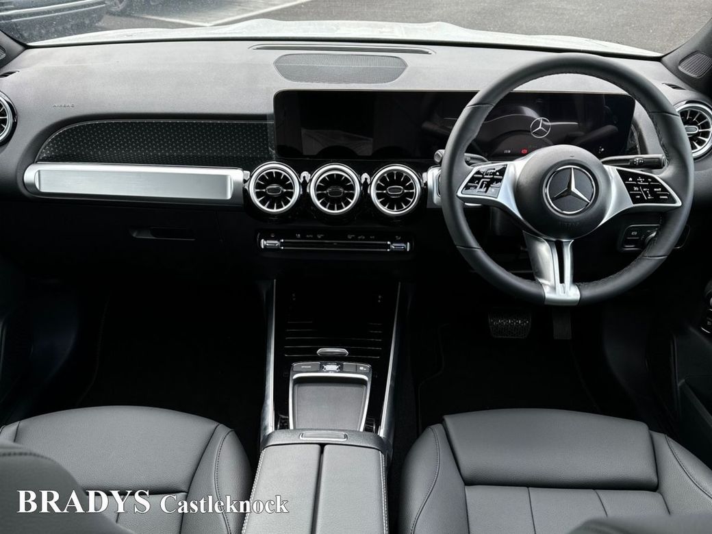 2025 Mercedes-Benz GLB Class
