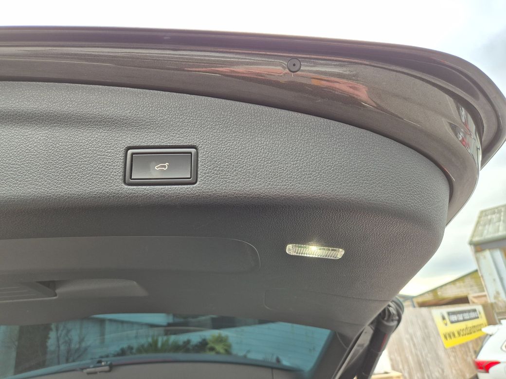 2021 Volkswagen Sharan