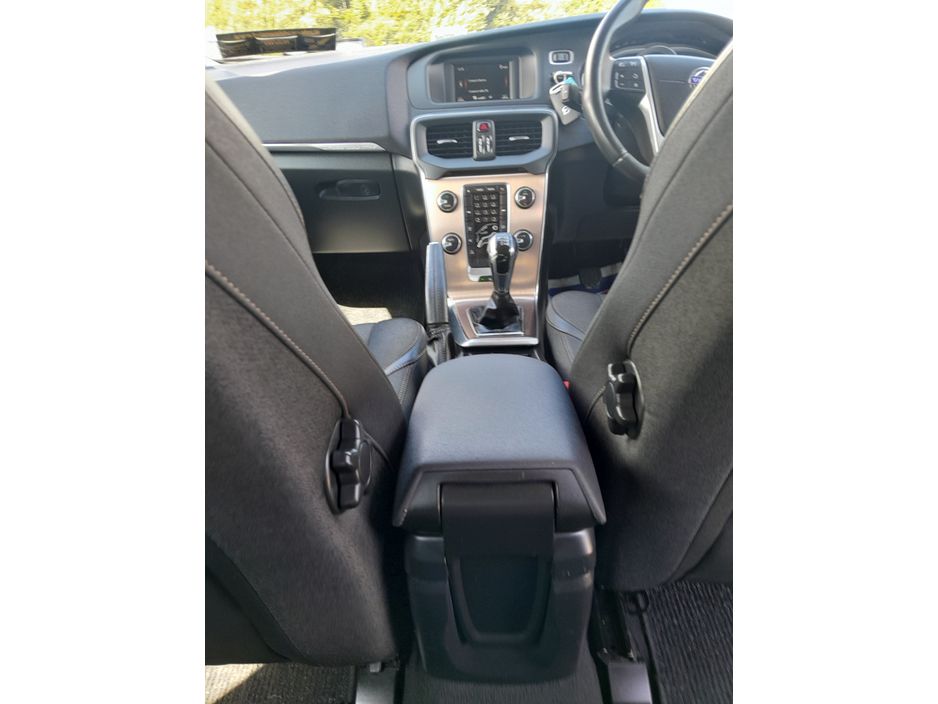2015 Volvo V40