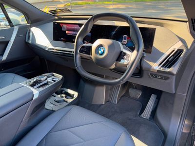 2023 BMW iX