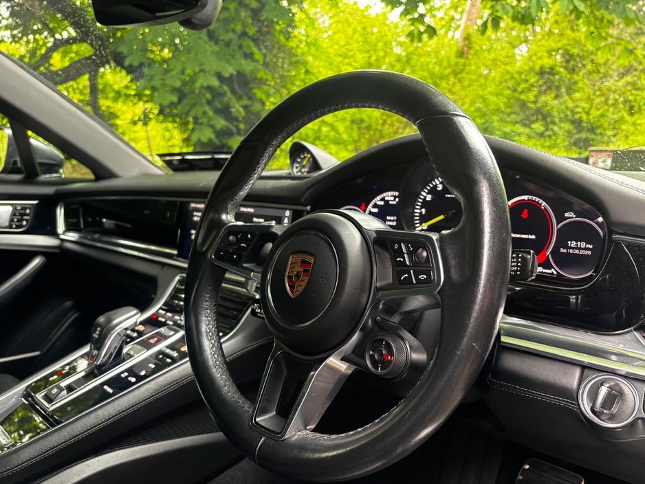 2019 Porsche Panamera
