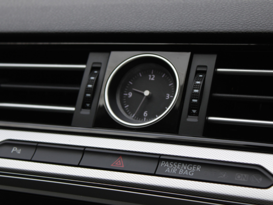 2019 Volkswagen Passat